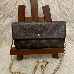 Louis Vuitton Sarah Long Wallet